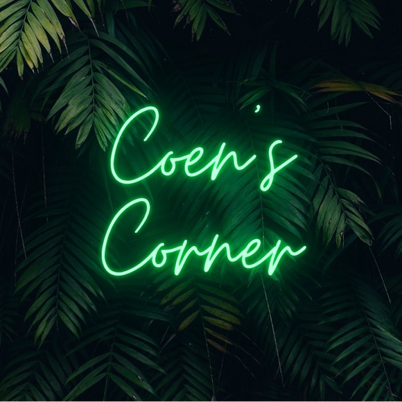 Meet your Posher, Abi - Picture 2 of 2